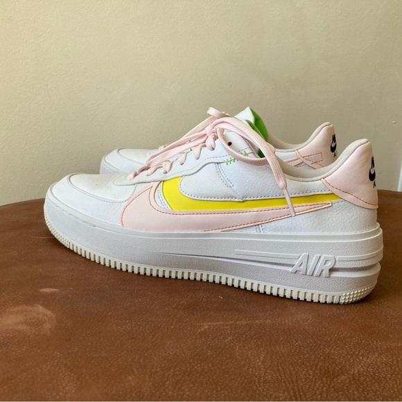Nike | Air Force 1 PLT.AF.ORM Platform Sneakers in White Pearl Pink Opti Yellow - Picture 3 of 9